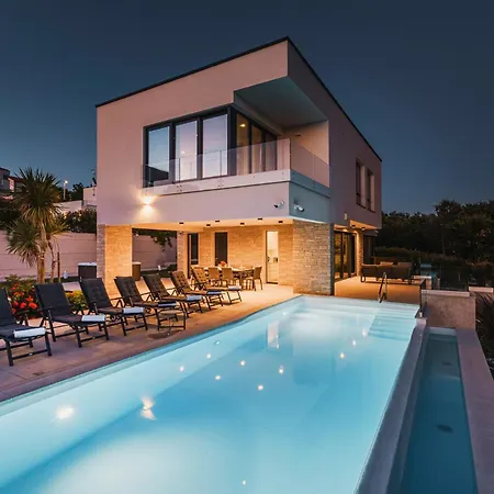 Klara By Awaytocroatia *