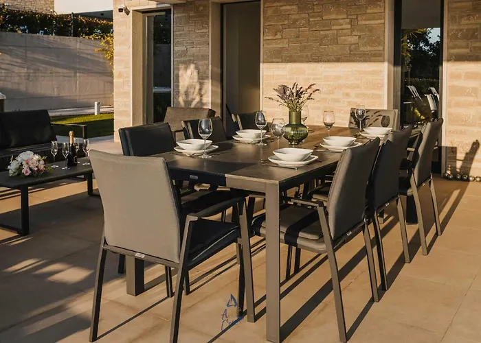 빌라 Klara By Awaytocroatia